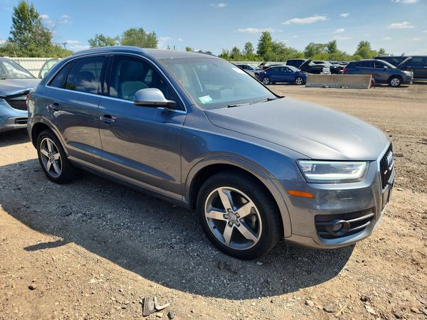 2015 AUDI Q3 quattro Prestige