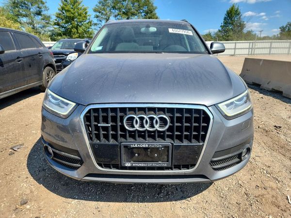 2015 AUDI Q3 quattro Prestige