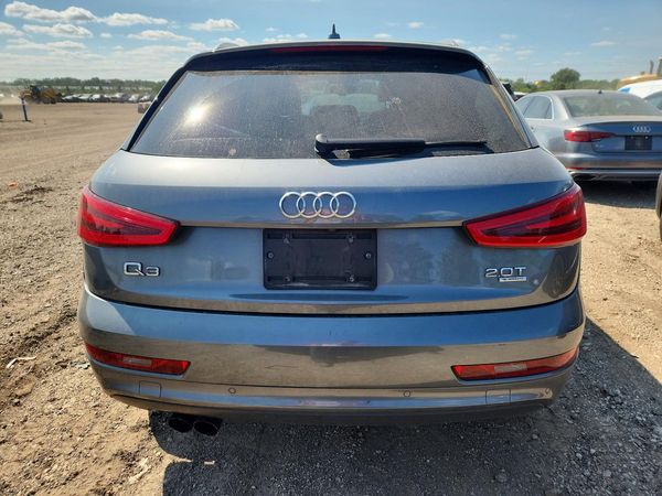 2015 AUDI Q3 quattro Prestige