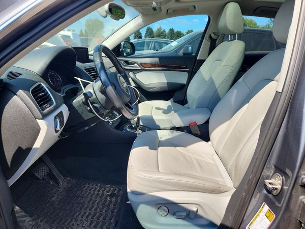 2015 AUDI Q3 quattro Prestige