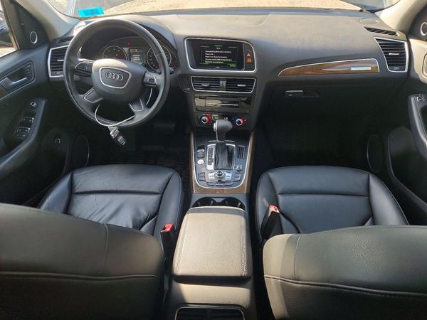 2016 AUDI Q5 quattro Premium Plus