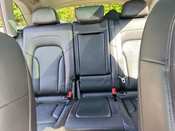 2016 AUDI Q5 quattro Premium Plus