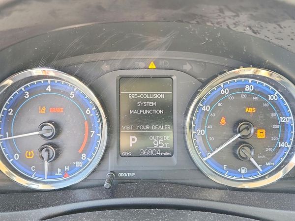 2019 TOYOTA COROLLA