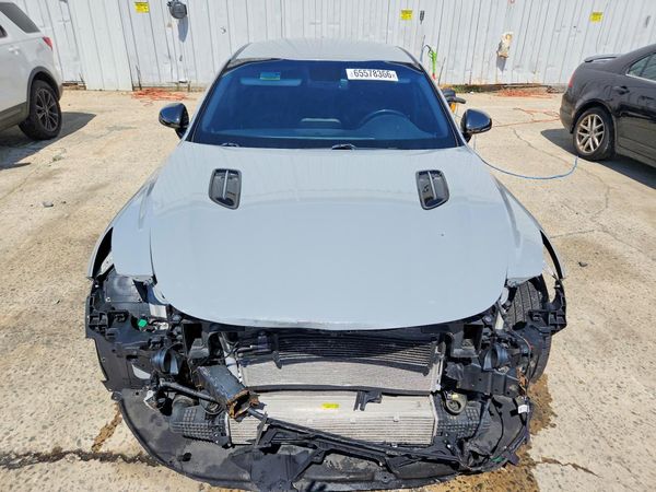 2019 KIA STINGER