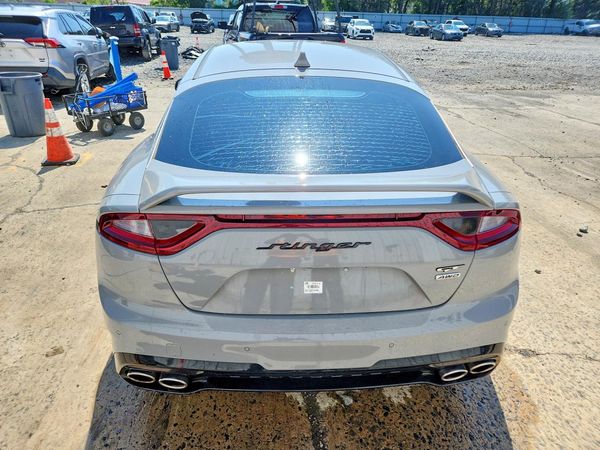 2019 KIA STINGER
