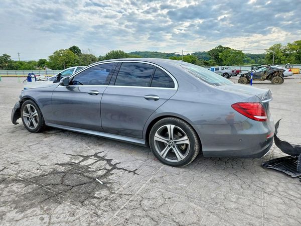 2017 MERCEDES-BENZ E