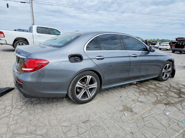 2017 MERCEDES-BENZ E