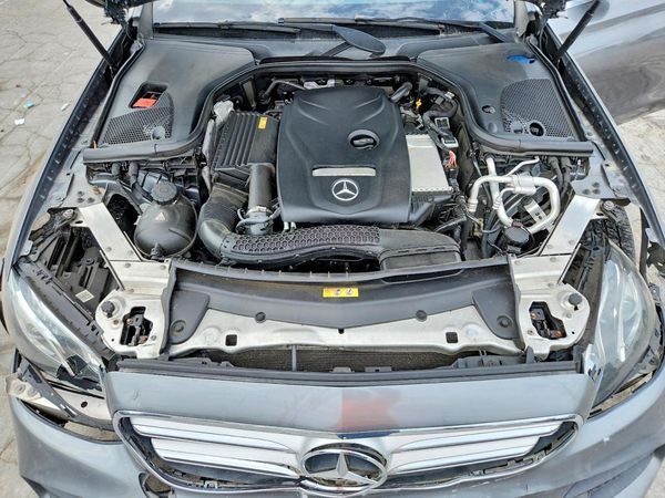 2017 MERCEDES-BENZ E