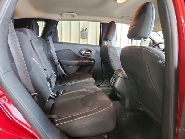 2016 JEEP CHEROKEE LATITUDE 4X4