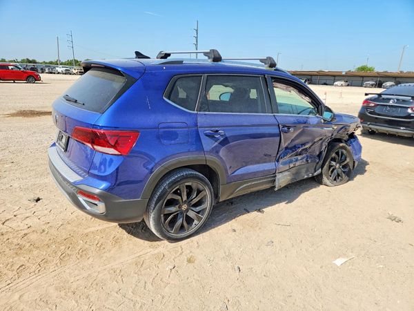 2022 VOLKSWAGEN TAOS SE