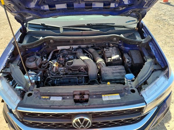 2022 VOLKSWAGEN TAOS SE