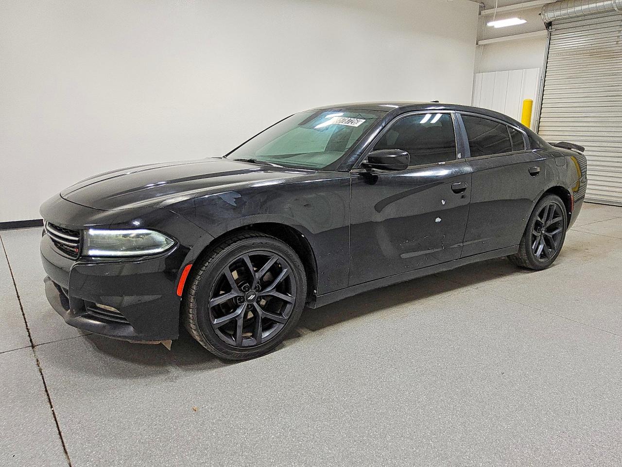 2017 DODGE CHARGER SXT