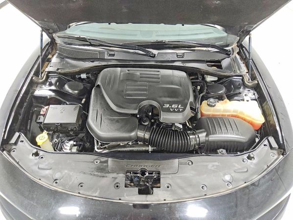 2017 DODGE CHARGER SXT