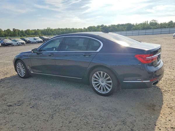 2016 BMW 740