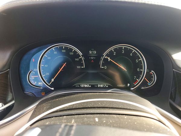 2016 BMW 740