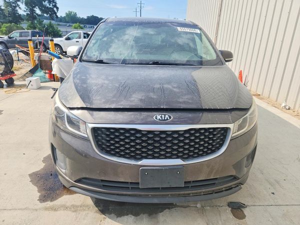 2015 KIA SEDONA GL - Middle-low