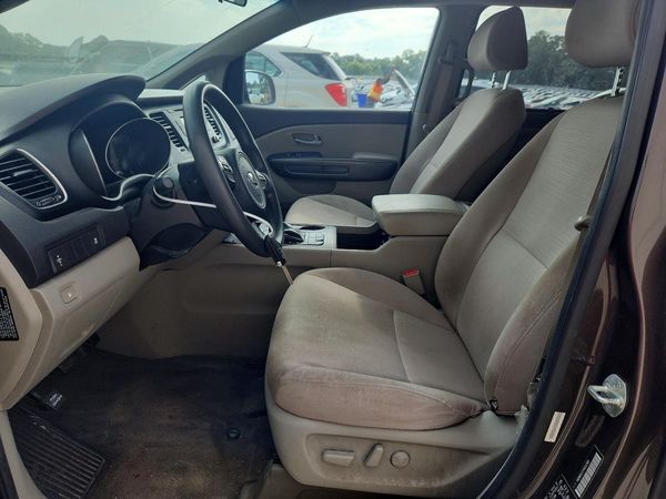 2015 KIA SEDONA GL - Middle-low
