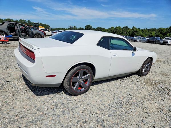 2013 DODGE CHALLENGER Base