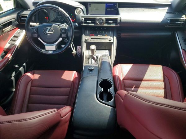 2019 LEXUS IS 300