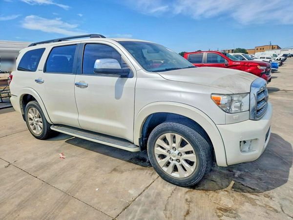 2016 TOYOTA SEQUOIA Platinum Grade