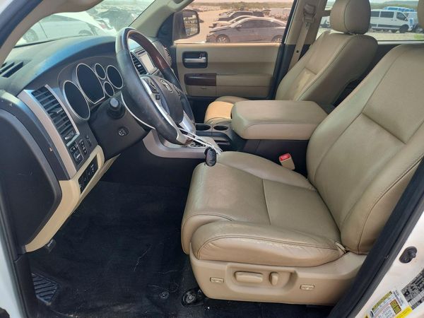 2016 TOYOTA SEQUOIA Platinum Grade