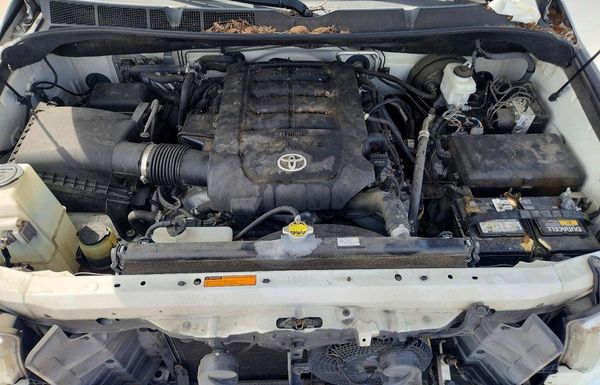 2016 TOYOTA SEQUOIA Platinum Grade