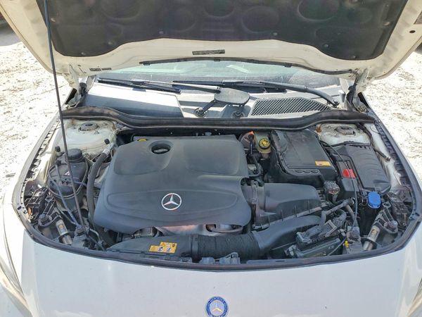 2014 MERCEDES-BENZ CLA