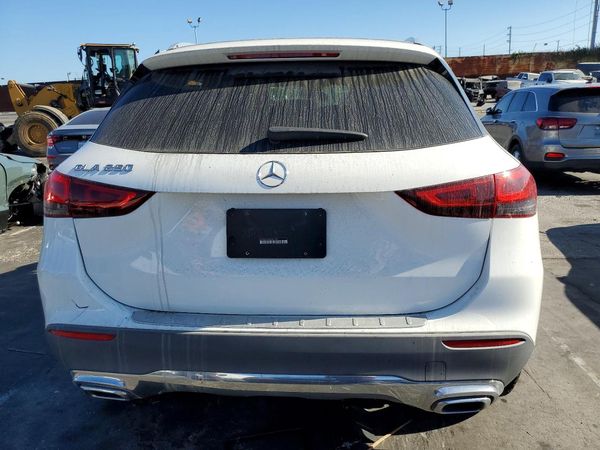 2021 MERCEDES-BENZ GLA-CLASS GLA250 — DIRR