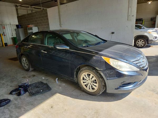 2012 HYUNDAI SONATA Middle-low level