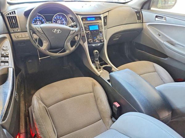 2012 HYUNDAI SONATA Middle-low level