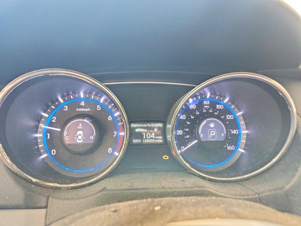2012 HYUNDAI SONATA Middle-low level