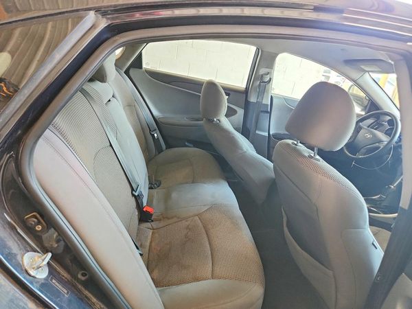 2012 HYUNDAI SONATA Middle-low level