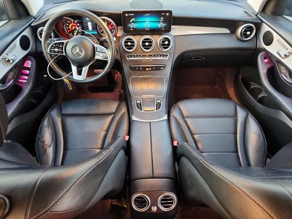 2021 MERCEDES-BENZ GLC GLC300