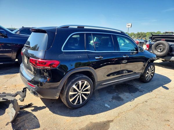 2023 MERCEDES-BENZ GLB