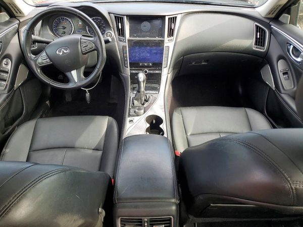 2017 INFINITI Q50