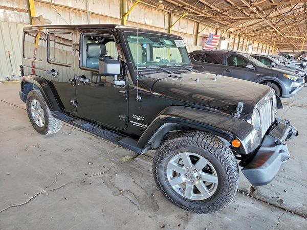 2017 JEEP WRANGLER UNLIMITED Unlimited Sahara