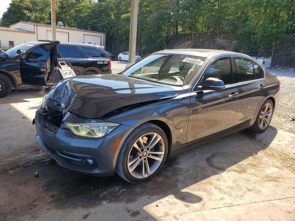 2018 BMW 330E