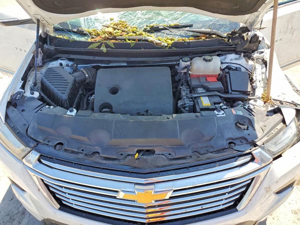 2023 CHEVROLET TRAVERSE Premier — Engine bay
