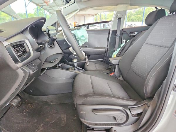 2022 KIA RIO