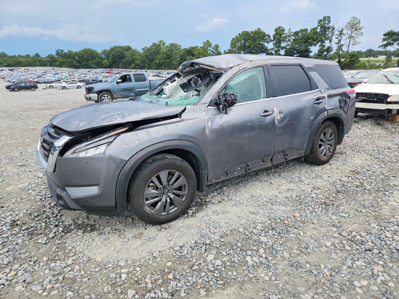 2025 NISSAN PATHFINDER S