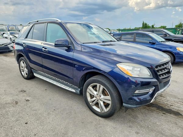 2013 MERCEDES-BENZ M-CLASS ML350 — Passenger 3/4