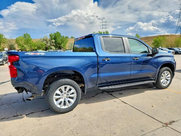 2021 CHEVROLET SILVERADO Custom