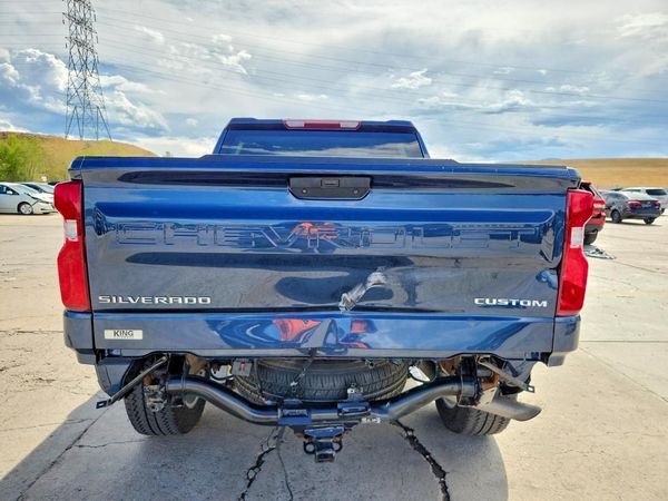 2021 CHEVROLET SILVERADO Custom