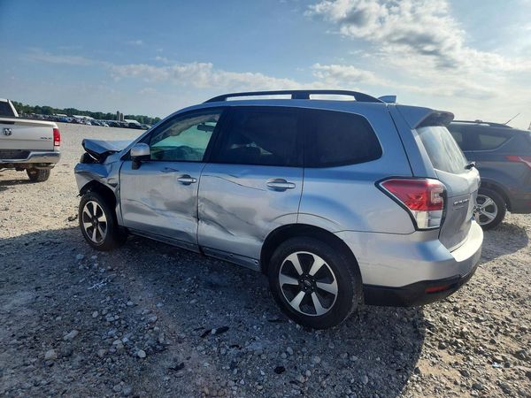 2018 SUBARU FORESTER Premium+ES
