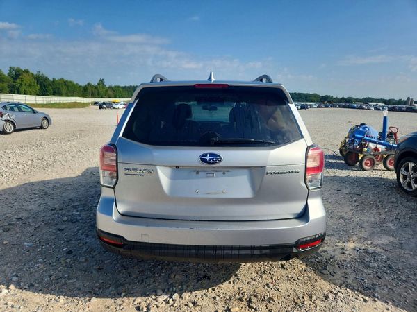 2018 SUBARU FORESTER Premium+ES