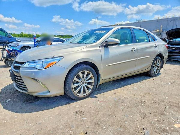 2015 TOYOTA CAMRY