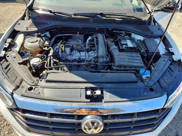 2019 VOLKSWAGEN JETTA S, SE, R-Line