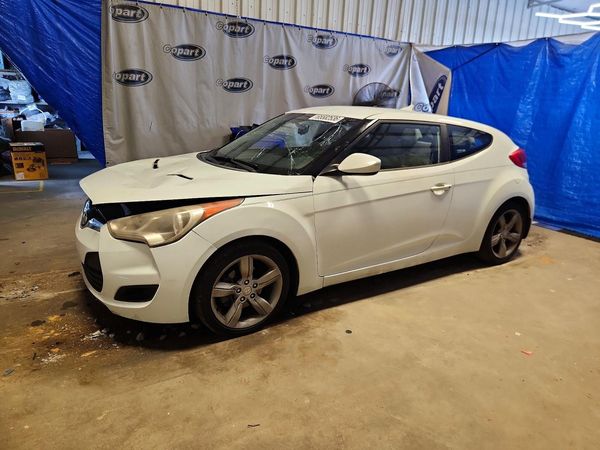 2013 HYUNDAI VELOSTER