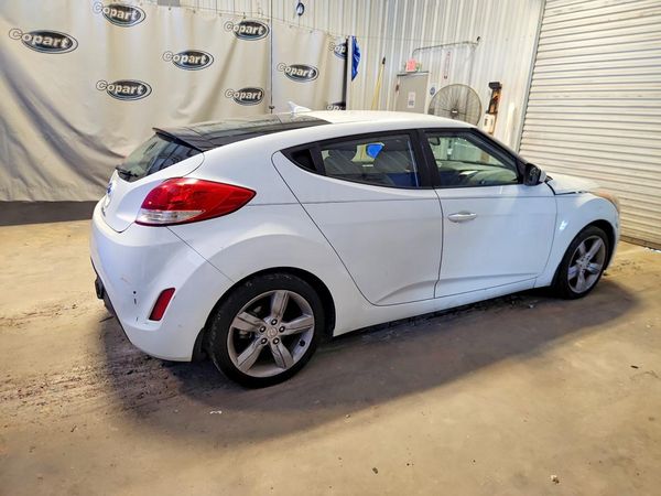 2013 HYUNDAI VELOSTER