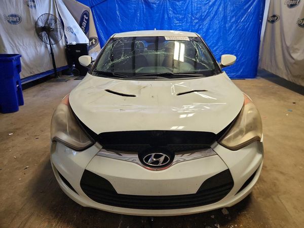 2013 HYUNDAI VELOSTER